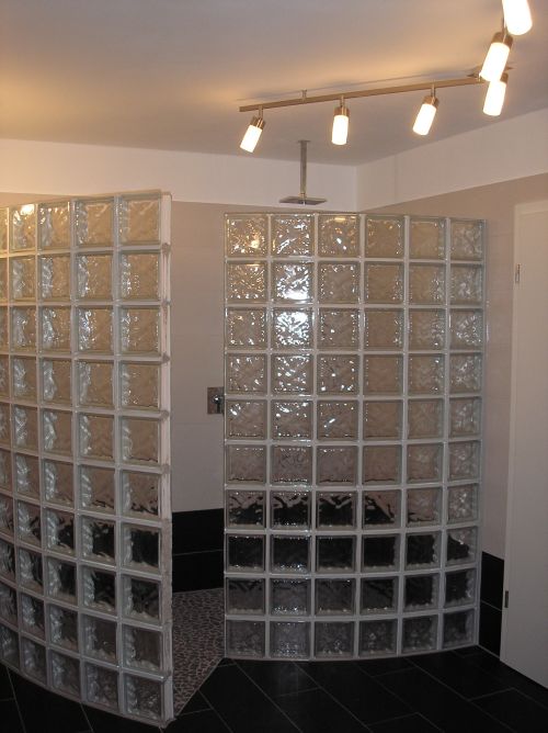 2009-02-10-badezimmer-glasbausteine